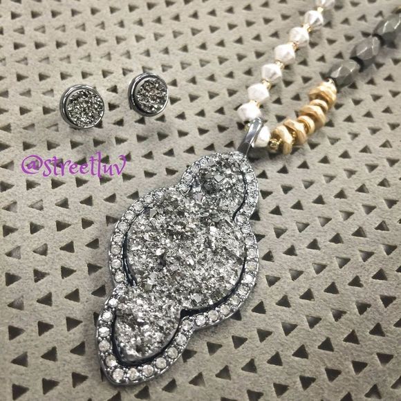 Stella & Dot Relic Pendant Necklace โ Mixed Metal Druzy Statement - Picture 2 of 12